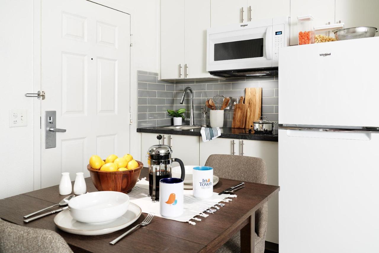 Intown Suites Extended Stay Minneapolis Mn - 伯恩斯维尔 外观 照片