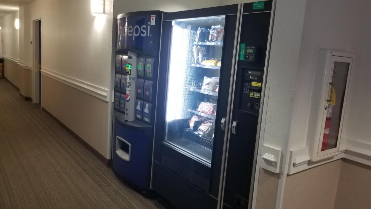 Intown Suites Extended Stay Minneapolis Mn - 伯恩斯维尔 外观 照片