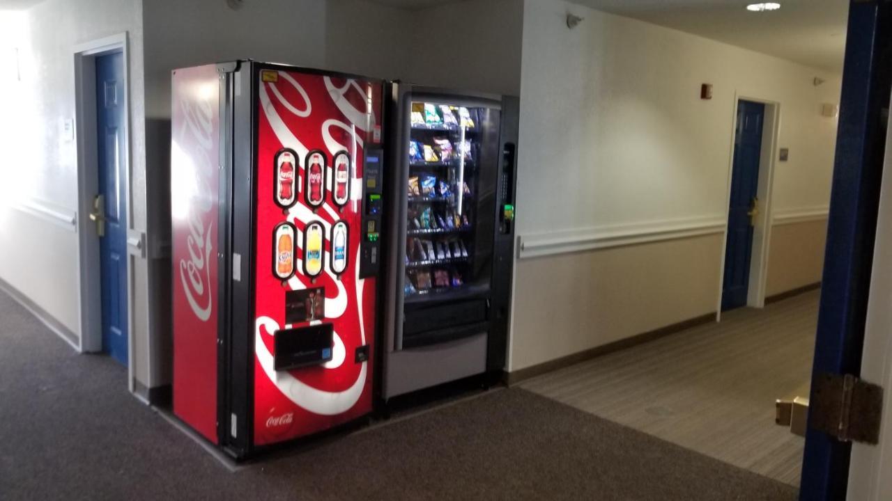 Intown Suites Extended Stay Minneapolis Mn - 伯恩斯维尔 外观 照片