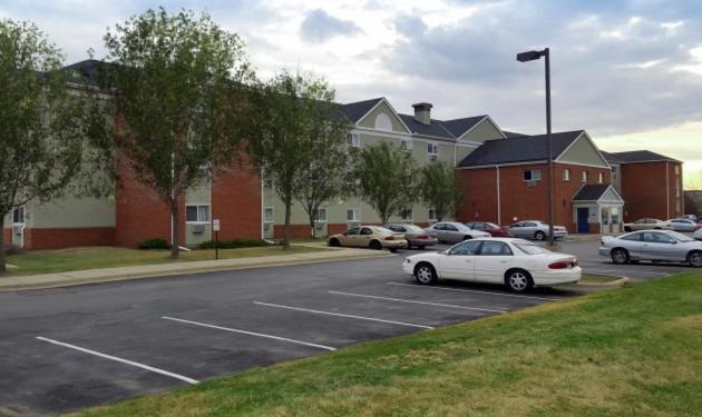 Intown Suites Extended Stay Minneapolis Mn - 伯恩斯维尔 外观 照片